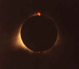 Hawaii-totality.JPG (8833 bytes)